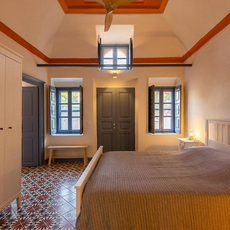 St.Mammas Traditional Apartment Mesaria Esterno foto