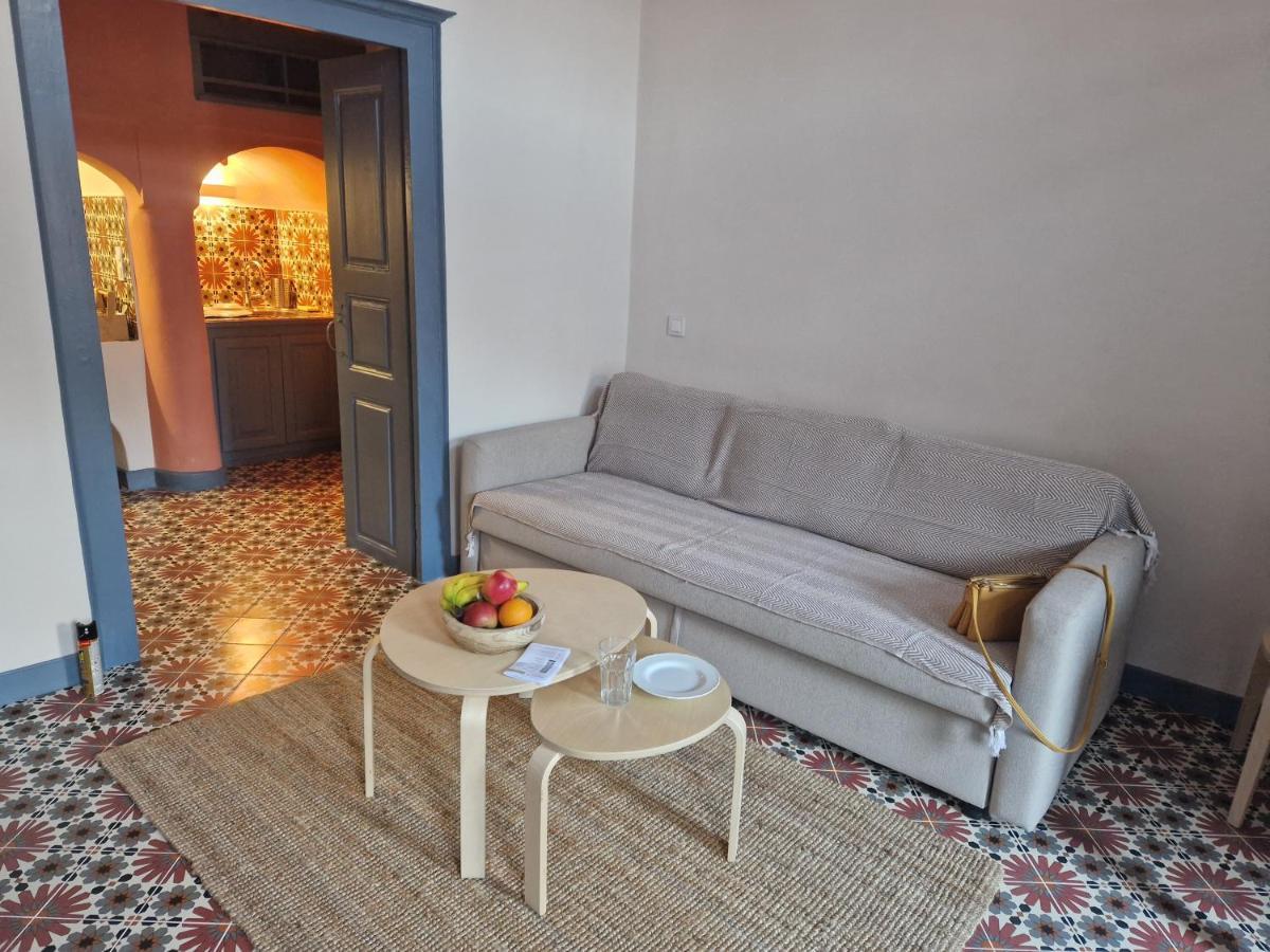 St.Mammas Traditional Apartment Mesaria Esterno foto